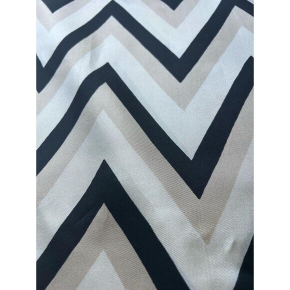 NORELL Black & White Zigzag Rectangle Silk Scarf Fringe Edge 72’’- 36’’ EX COND - Picture 3 of 4